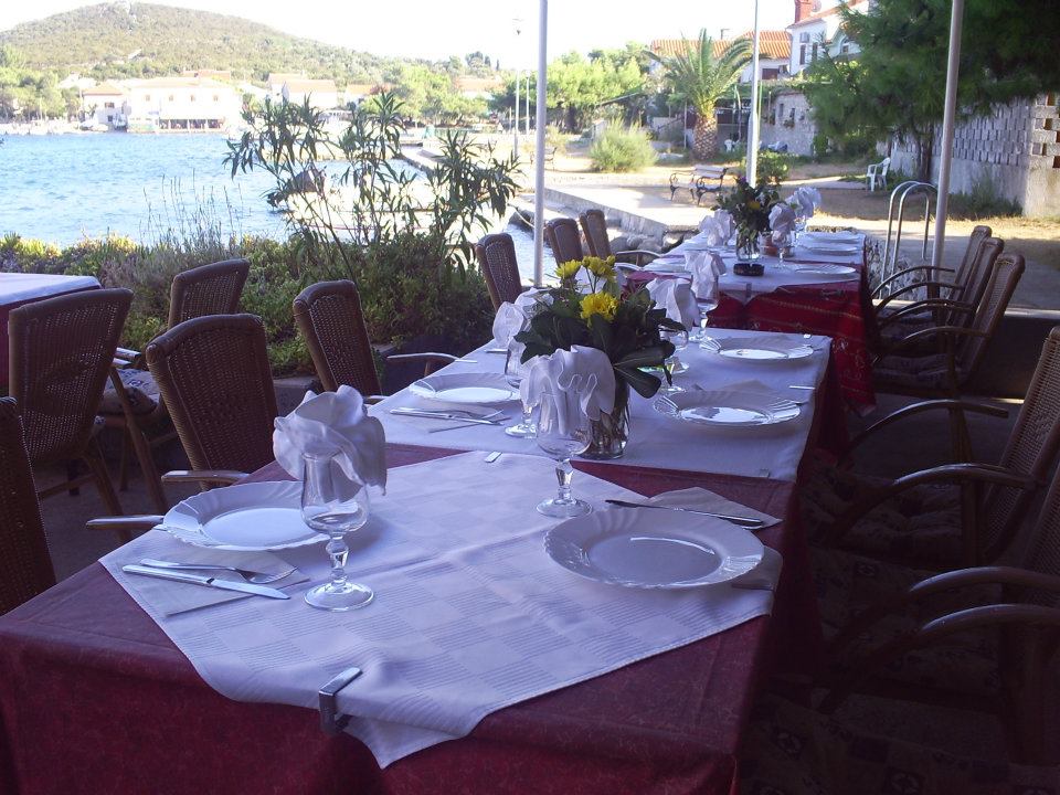 Restaurant AMICO — 1