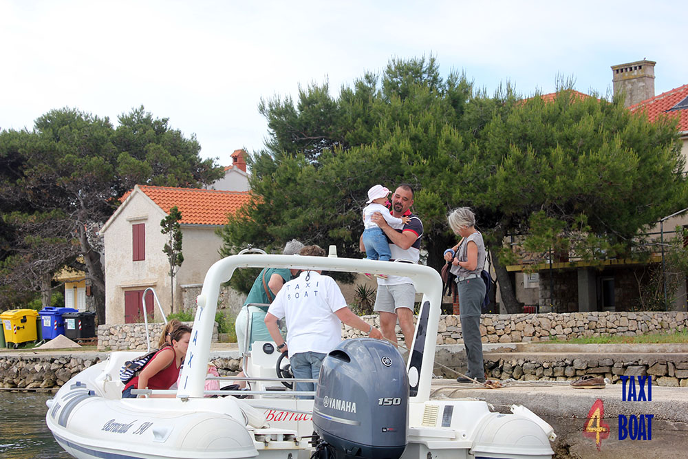 Shuttle Boat – Taxi — 4